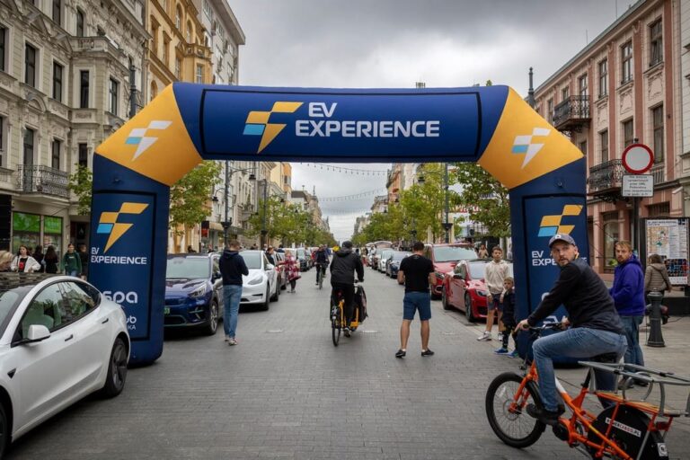 385704928_215468898210013_6654869620020857251_n