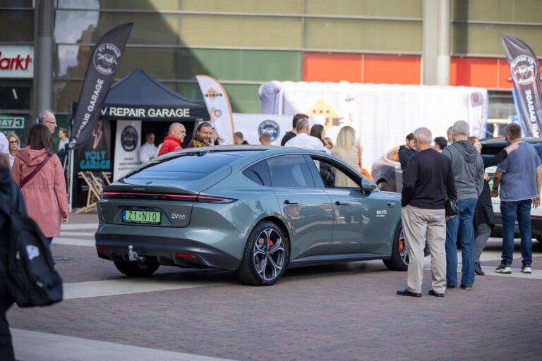 385751477_215469268209976_918637790753769515_n