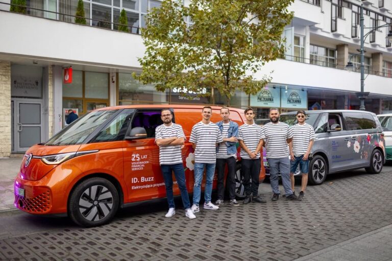 386604549_215468004876769_1526563416192035802_n